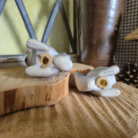 Vintage Japan Salt & Pepper Shakers Set - Cute Grey Squirrels - Picture 9 of 12